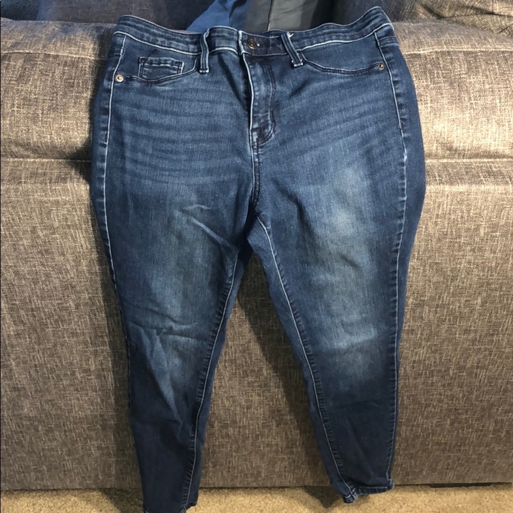 Skinny high rise jegging